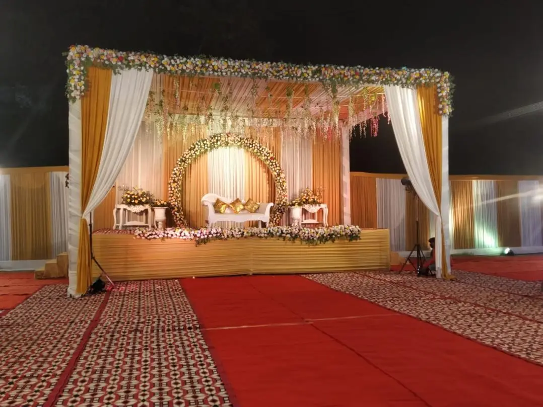 Creating Timeless Wedding Memories at Pamposh Enclave – A Decade of Elegance by Inder Tent Decorators & Caterers